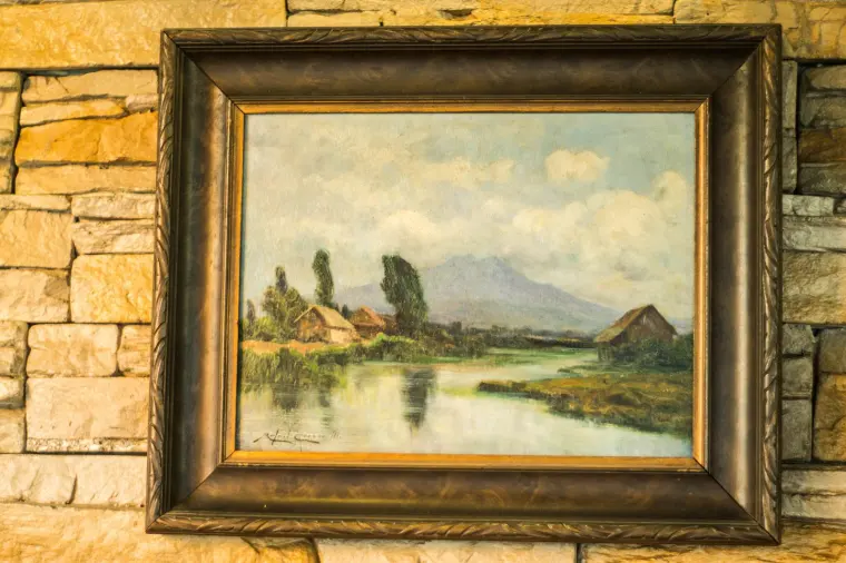 Río al atardecer